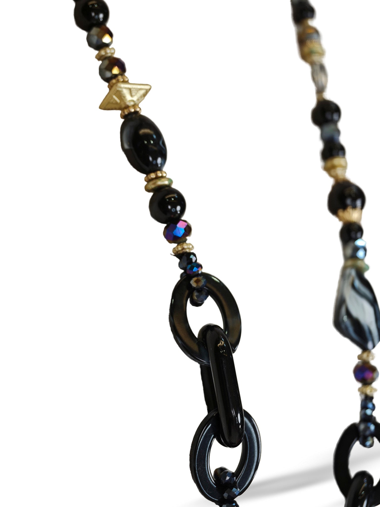 COLLANA CON NASTRINI