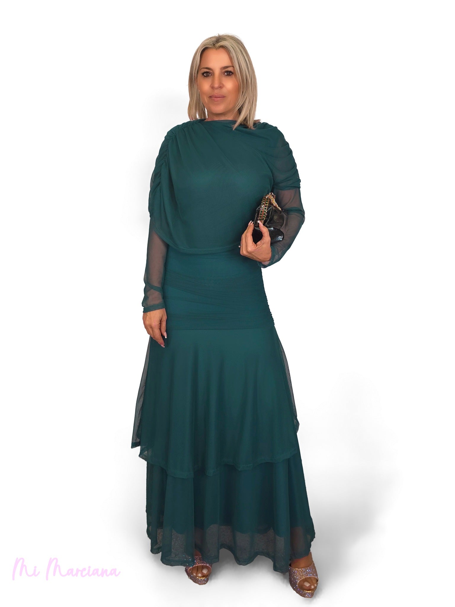 VESTIDO CAPA DE TULE