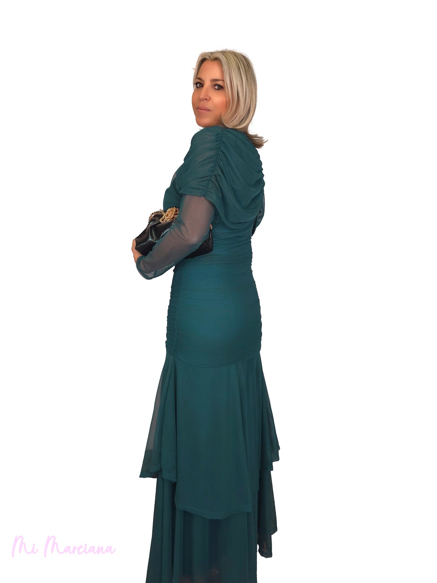 VESTIDO CAPA DE TULE