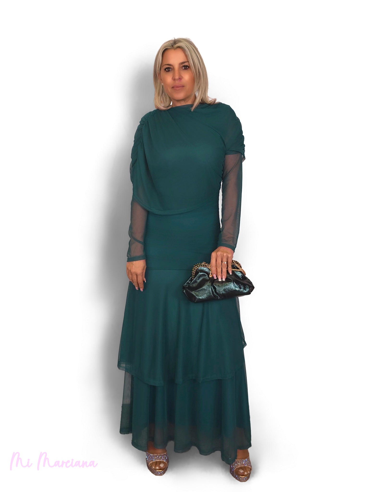 VESTIDO CAPA DE TULE