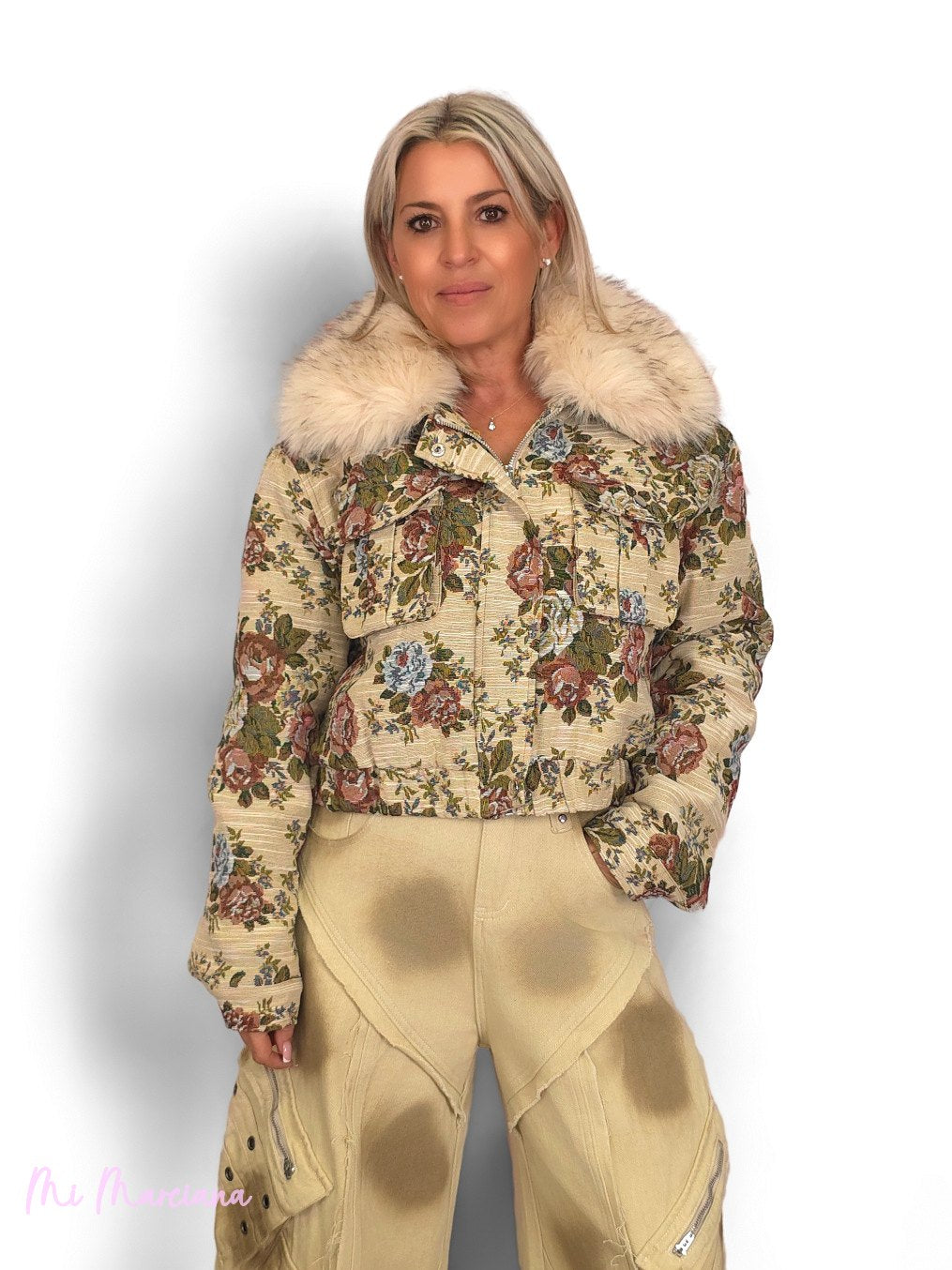 Bomberjacke mit JOT-Print.