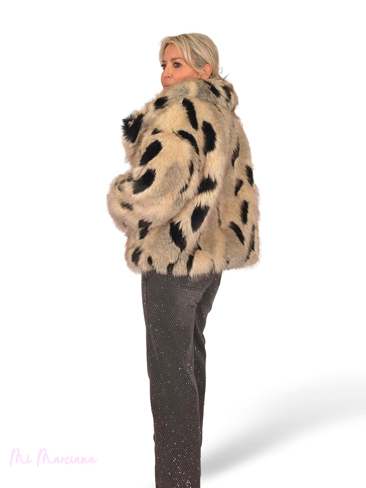 VESTE EN FOURRURE À IMPRIMÉ VACHE