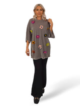 T-SHIRT DE VELUDO COM ESTAMPAS FLORAIS