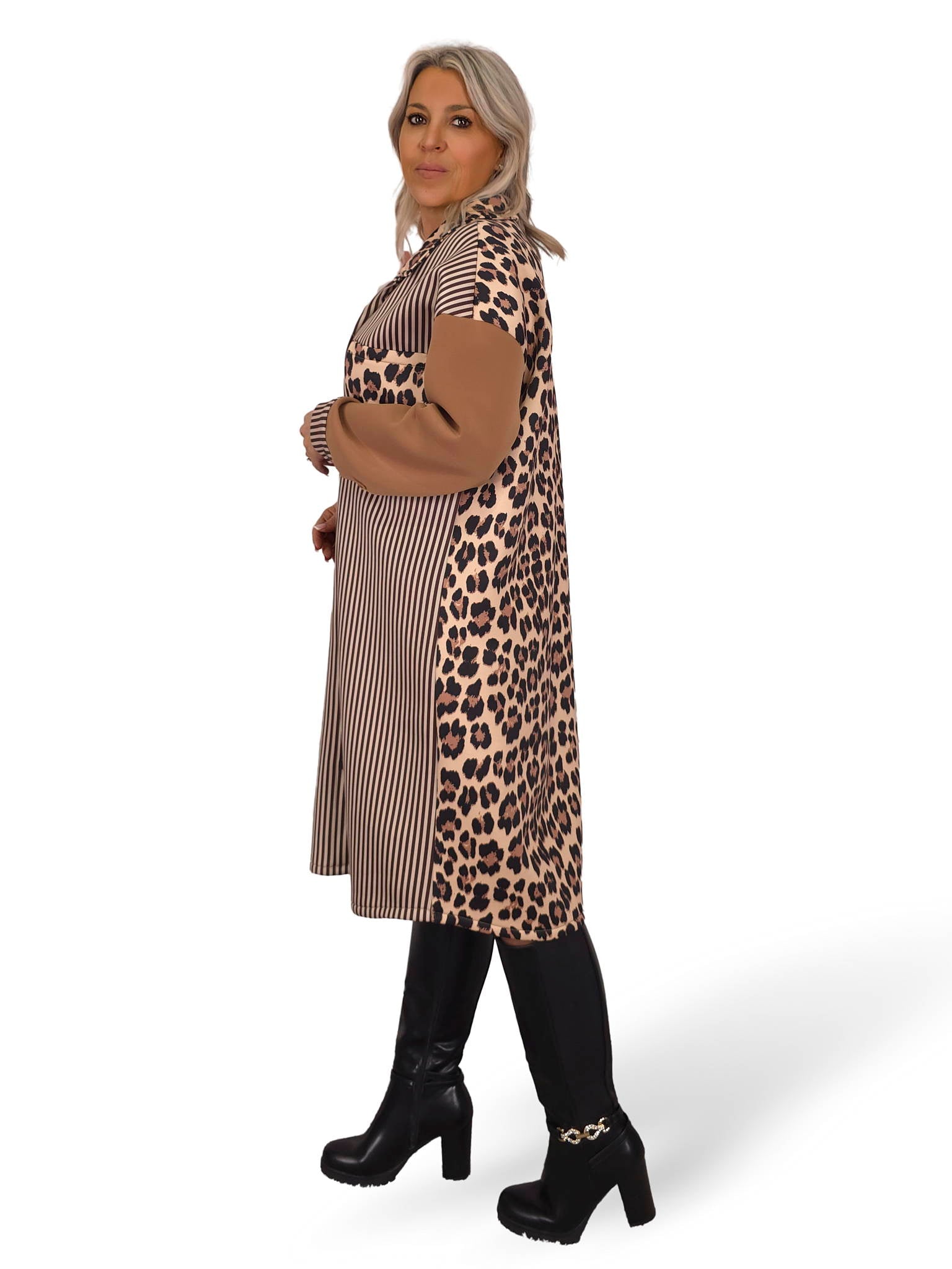 VESTIDO/JOT DE NEOPRENE COM ESTAMPA ANIMAL E LISTRADA