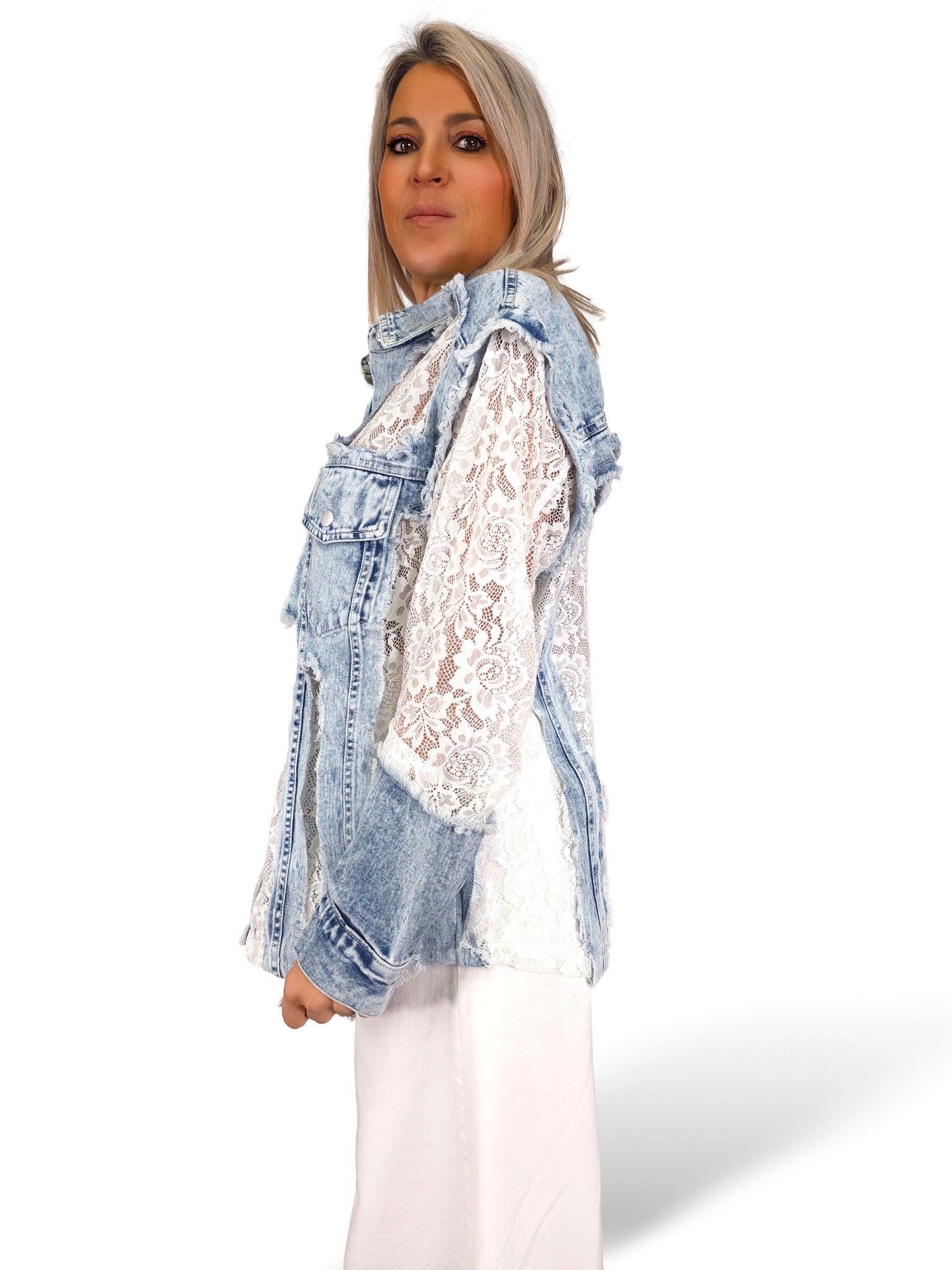 CAMISA DENIM CON ENCAJE