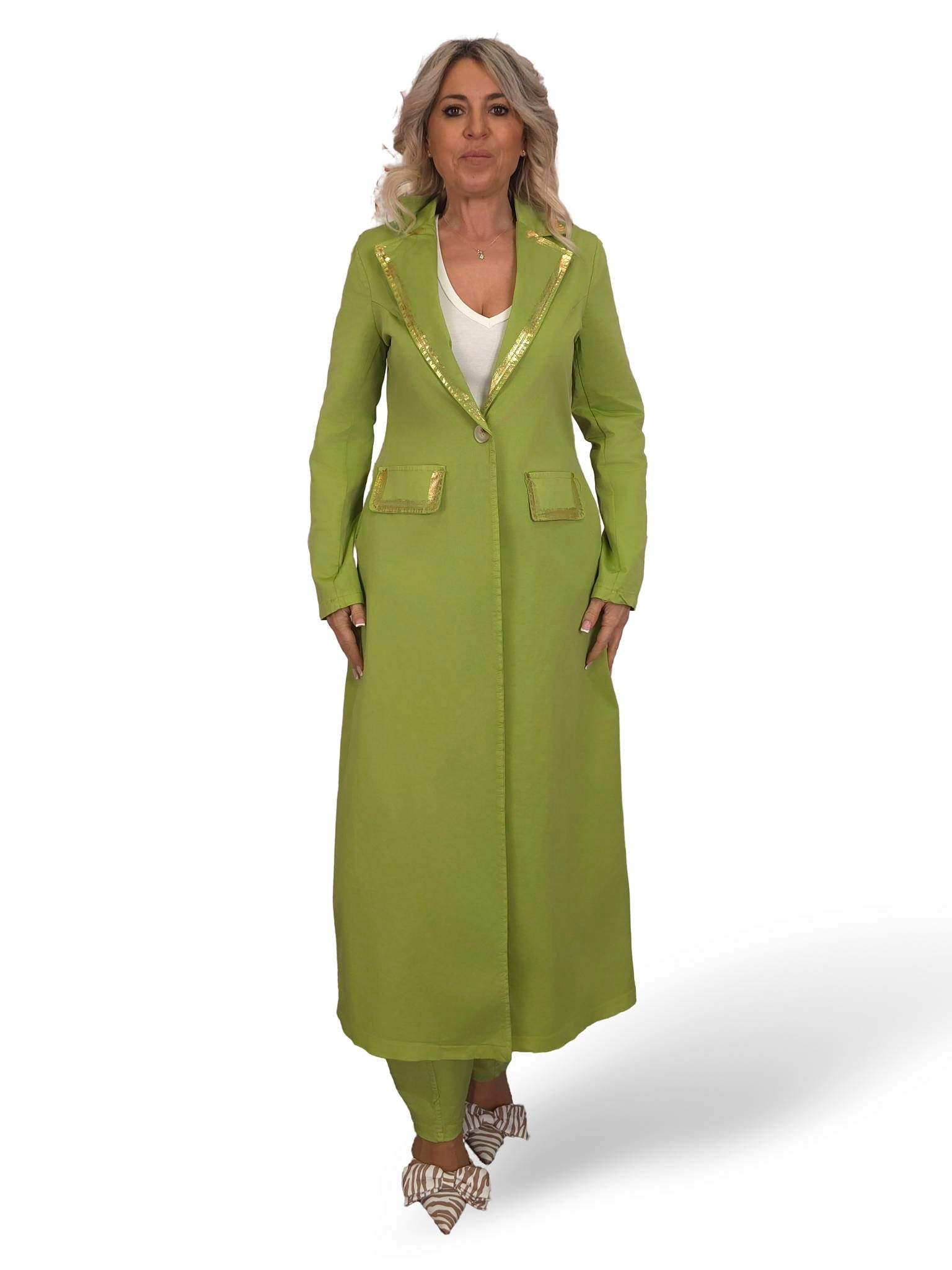CAPPOTTO CON DETTAGLI IN ORO JOT