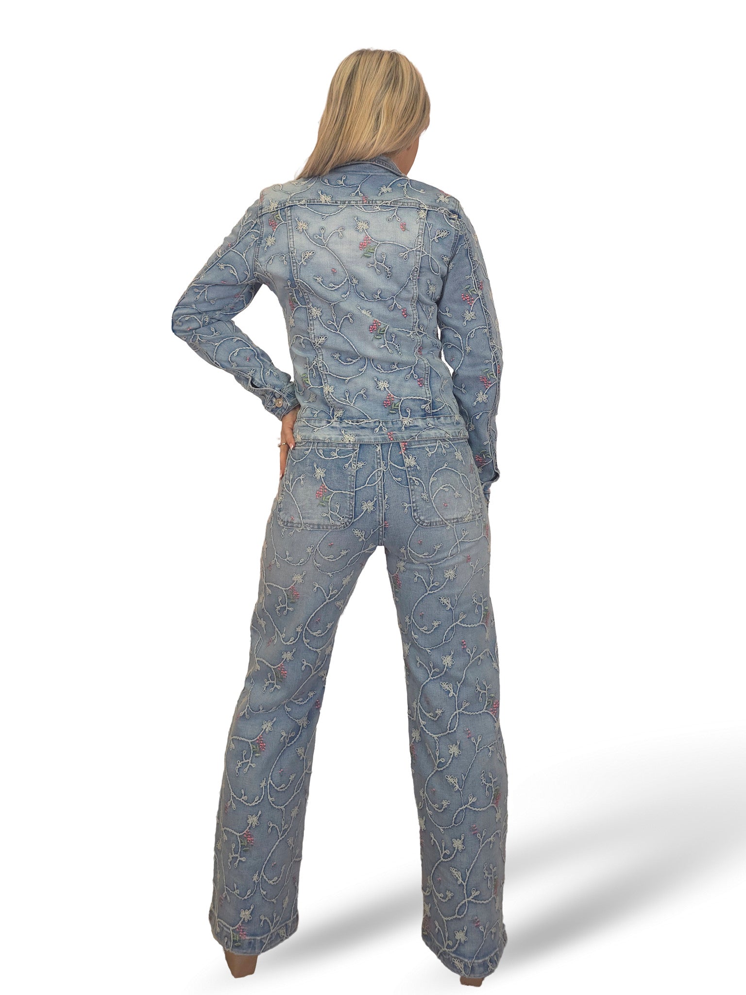 JEANS DENIM BORDADO FLORES