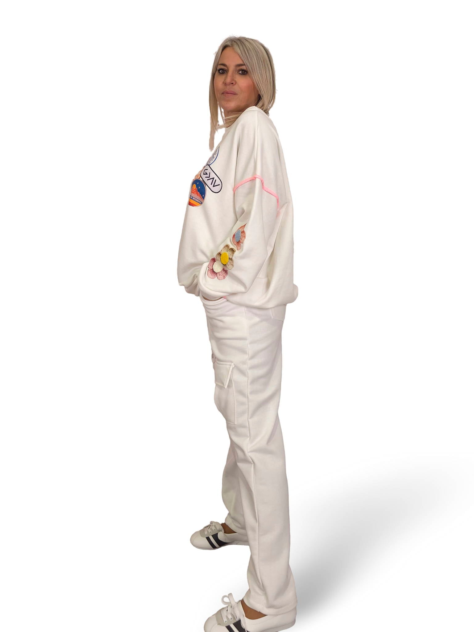 SUDADERA OVERSIZE MANGA FLOR