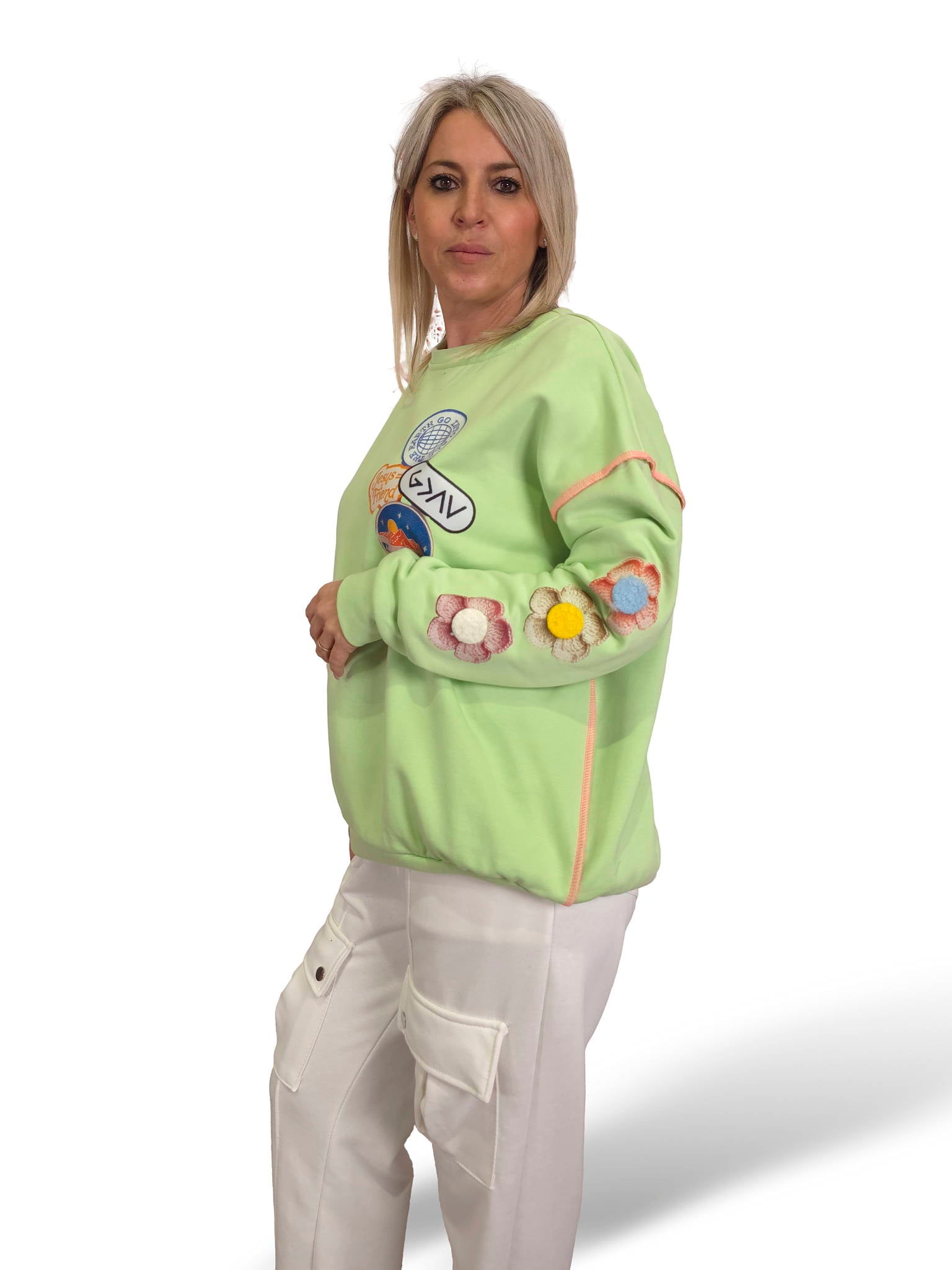 SUDADERA OVERSIZE MANGA FLOR