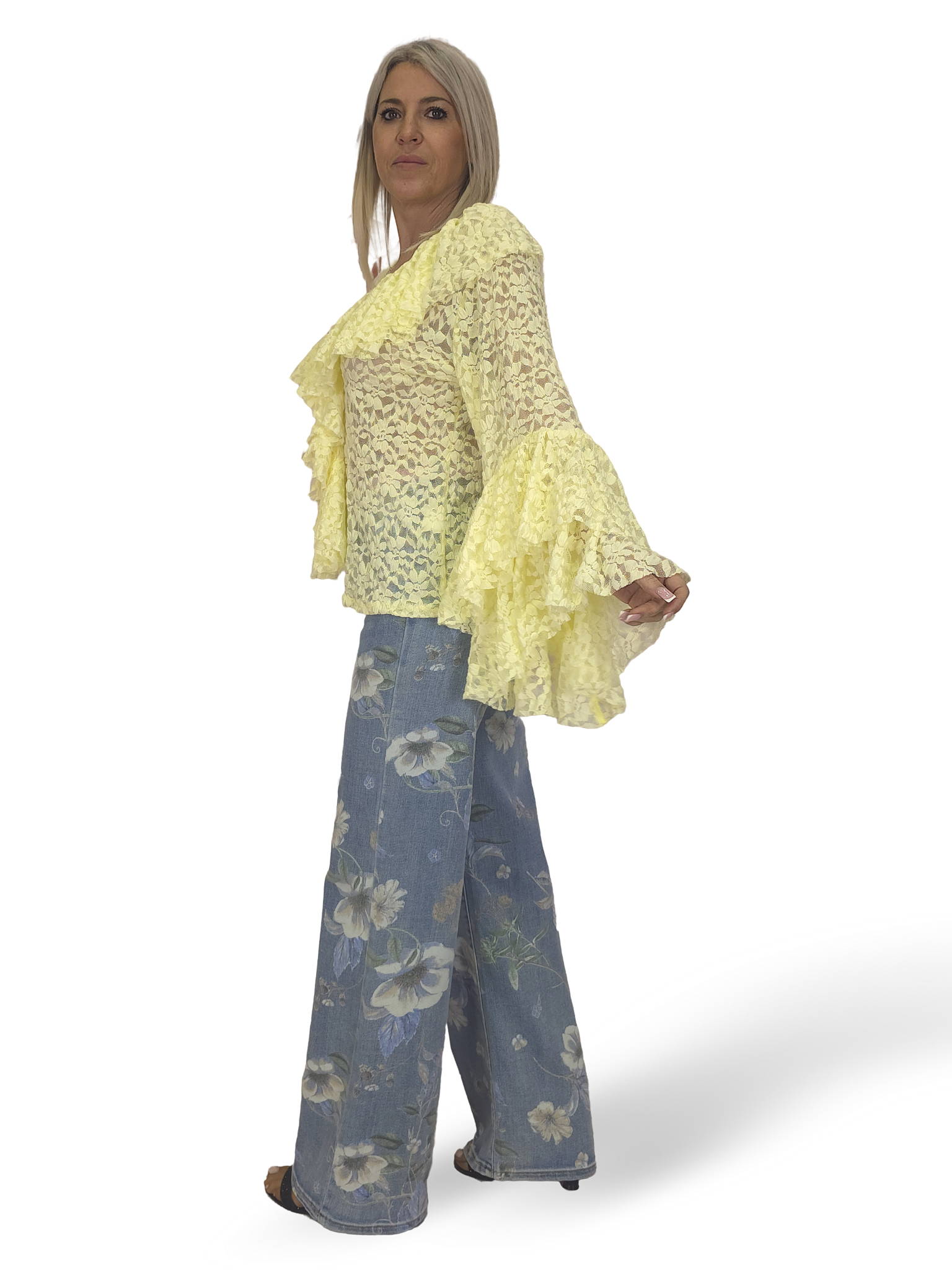 SPITZENBLUSE MIT RÜSCHEN UND V-AUSSCHNITT