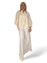 BLUSÓN BORDADO MARGARITAS JOT