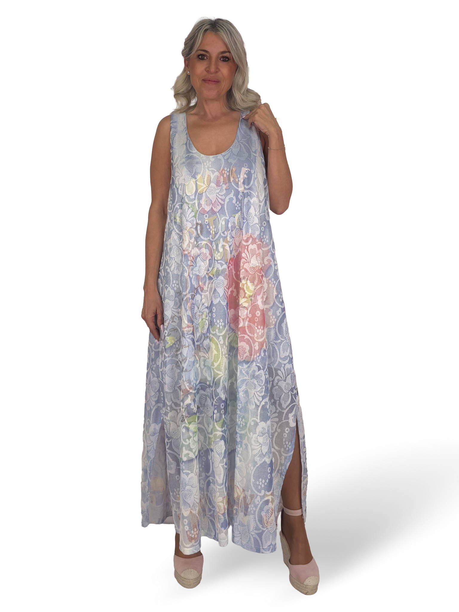 VESTIDO DE LINHA BORDADA