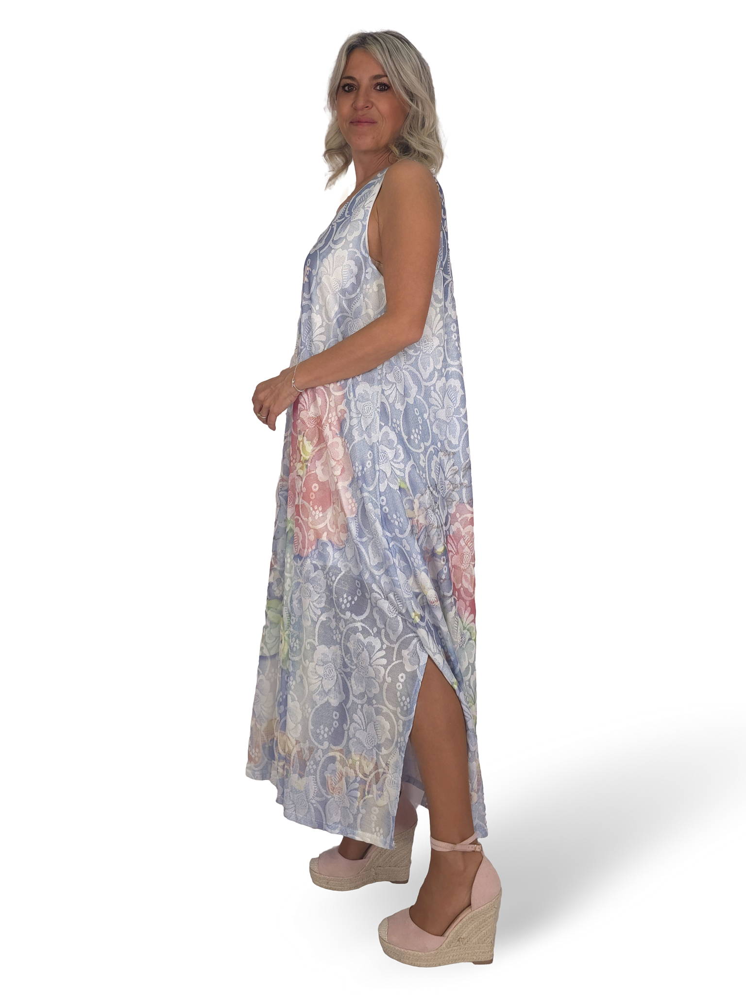 VESTIDO DE LINHA BORDADA