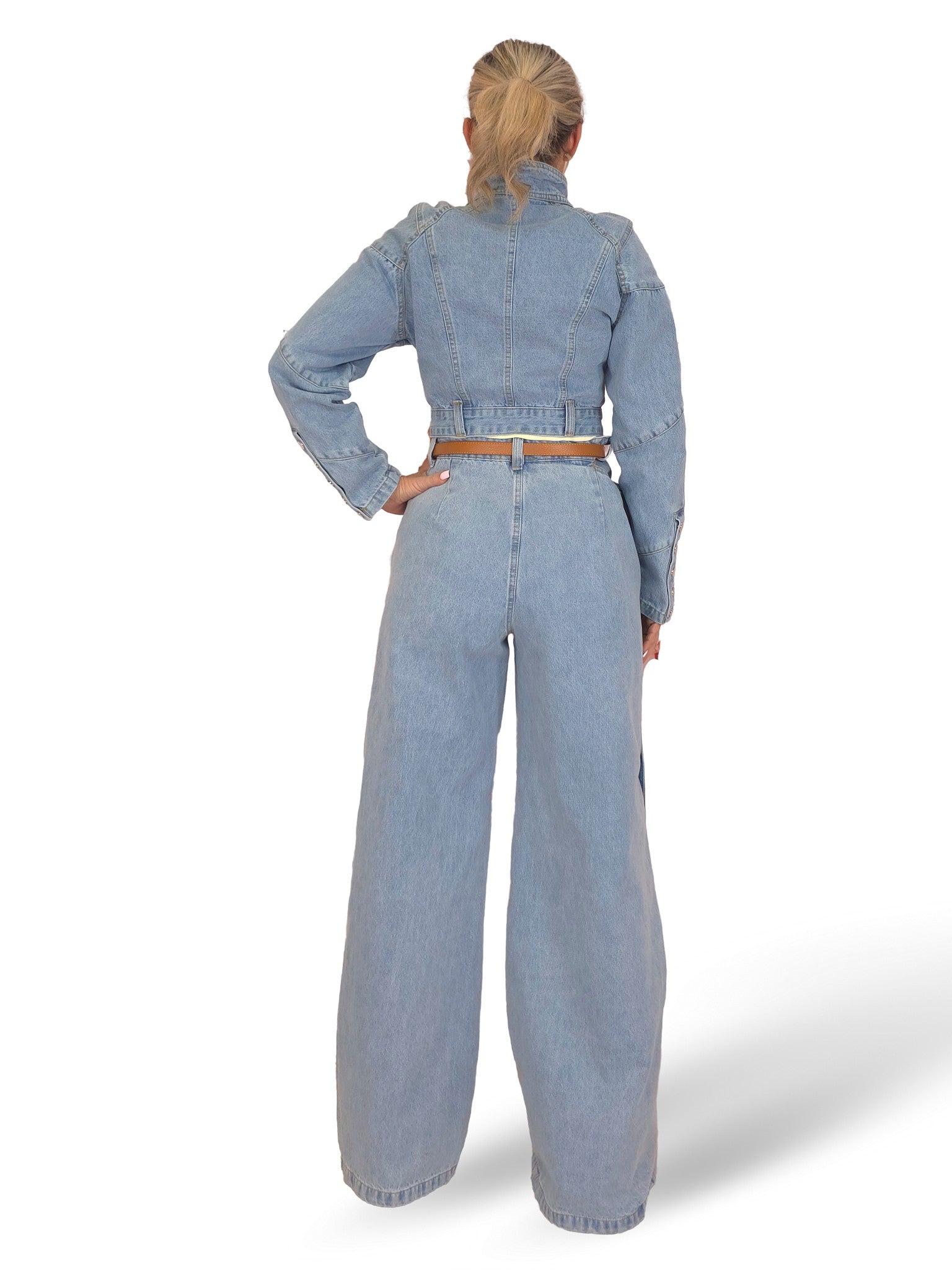 Completo in denim Jot con bottoni