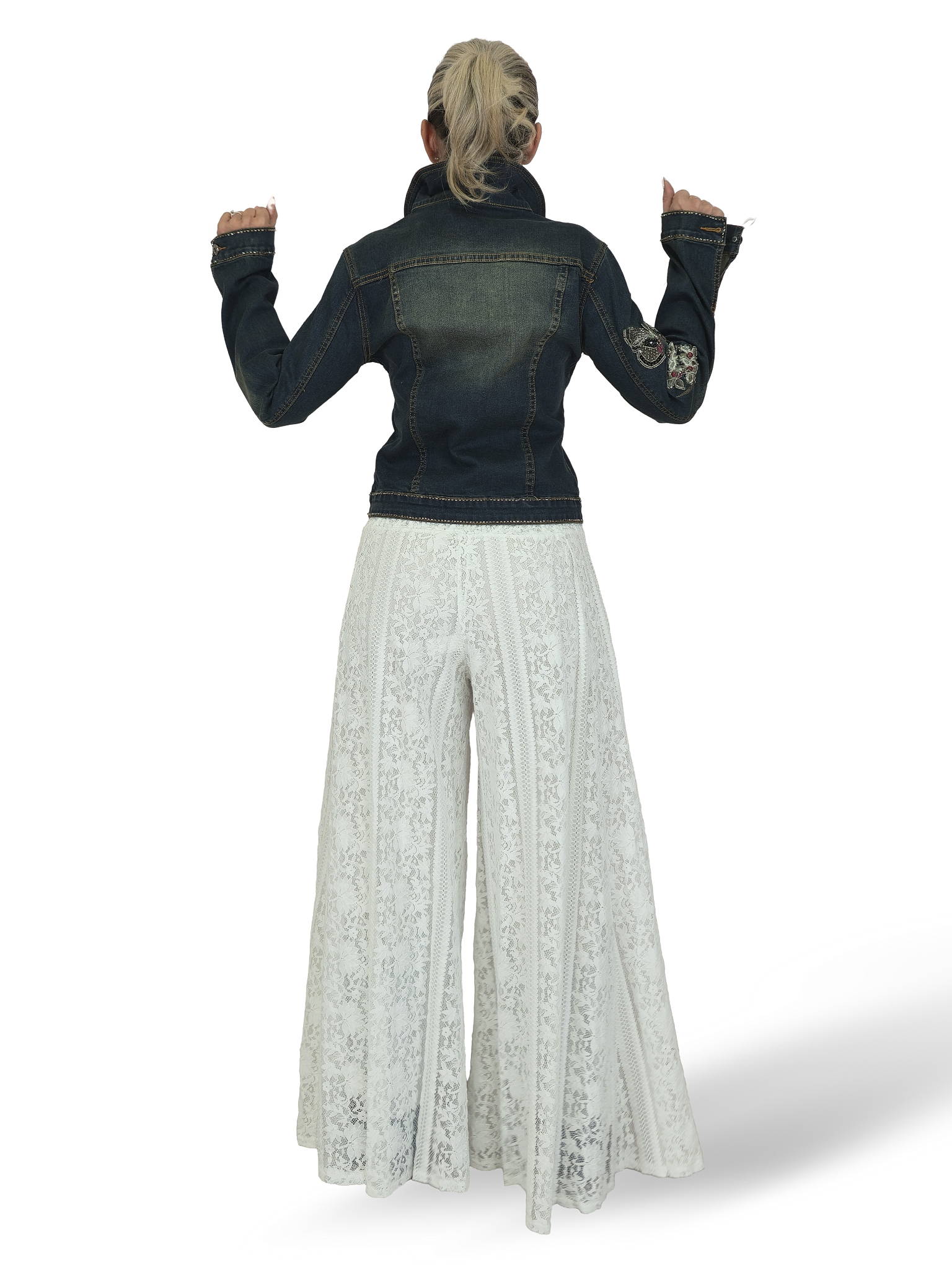 JOT bestickte Jeansjacke