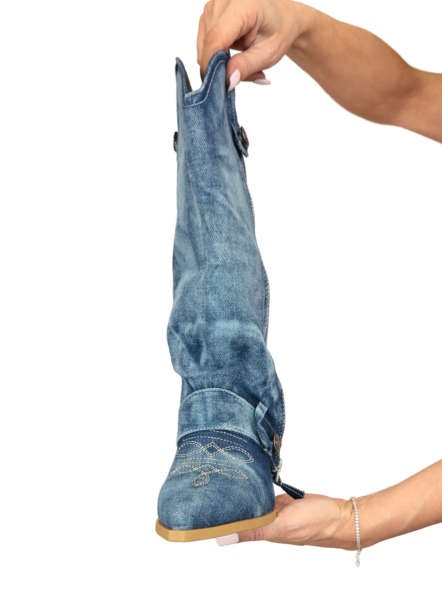 Bota de cowboy com pala em ganga