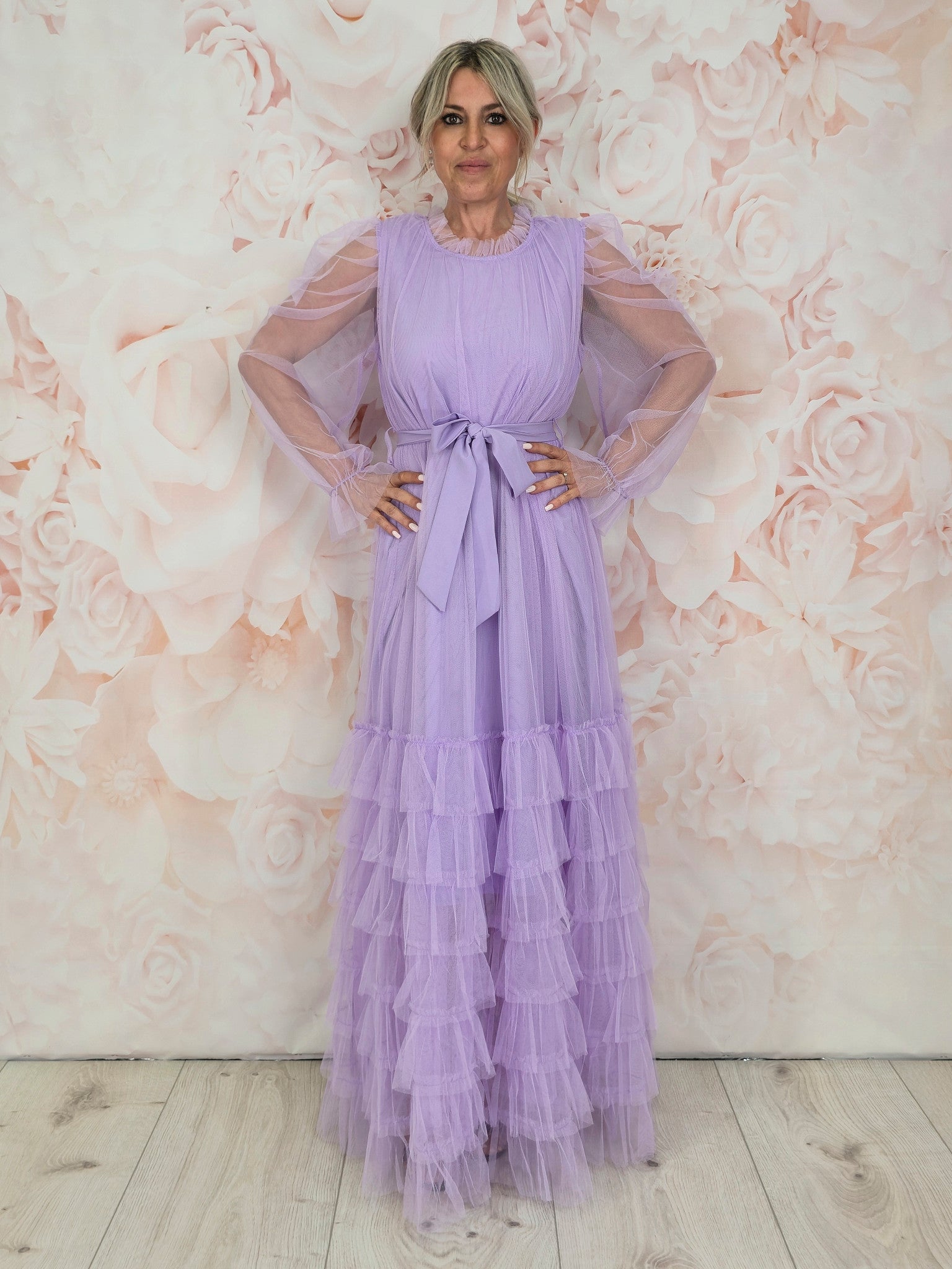 VESTIDO LONGO DE TULE LILÁS