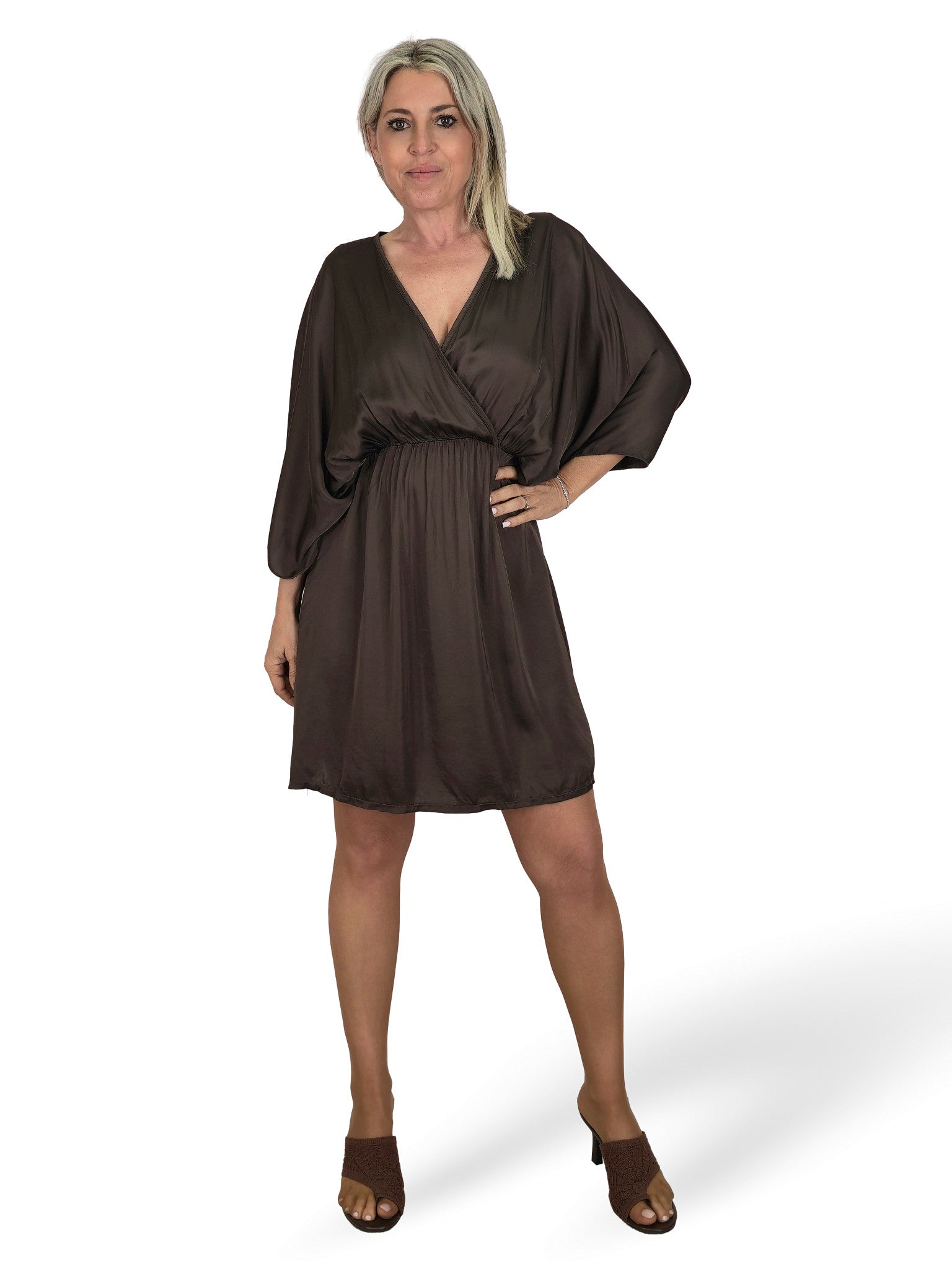 VESTIDO FLUIDO SATINADO CORTO JOT