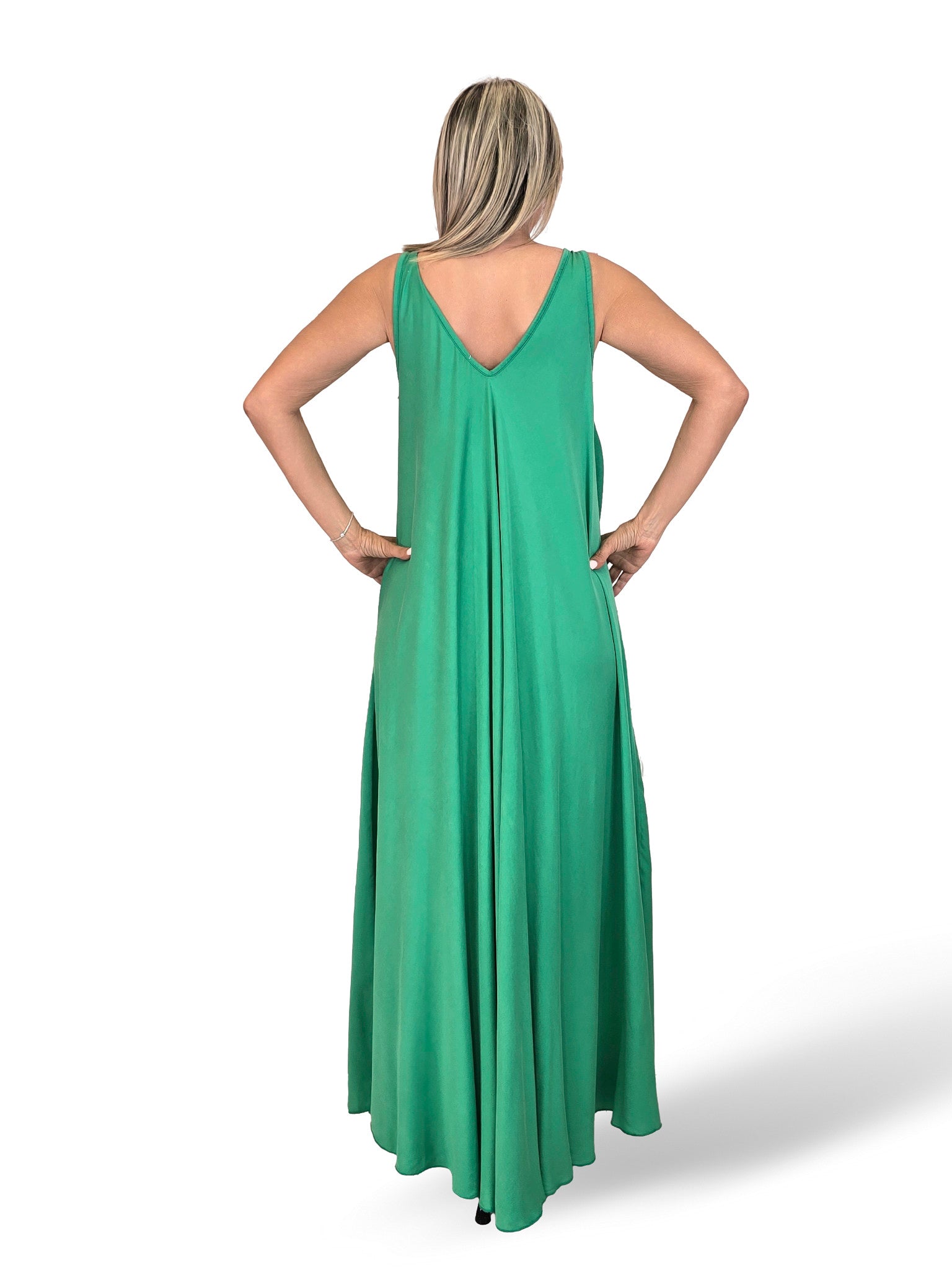 VESTIDO TIRANTES VUELO JOT