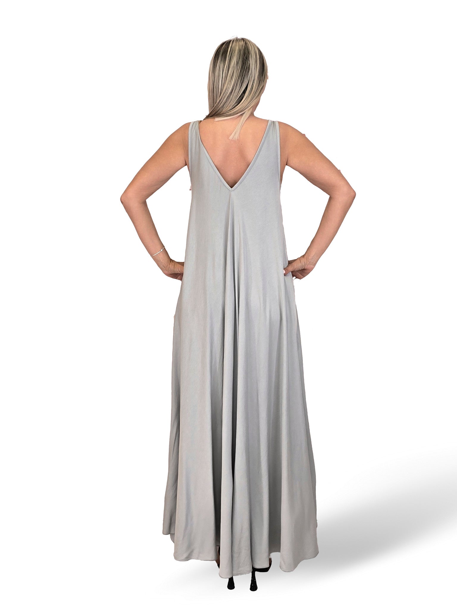 VESTIDO TIRANTES VUELO JOT