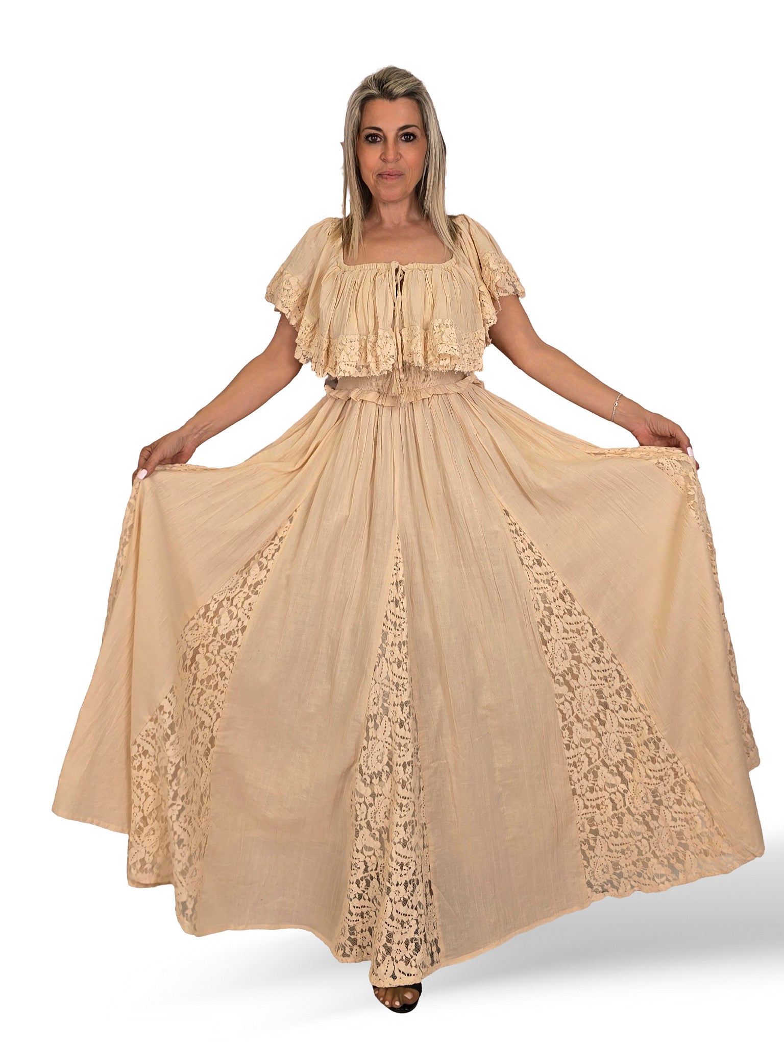 VESTIDO NIDO DE ABEJA QUILLAS ENCAJE