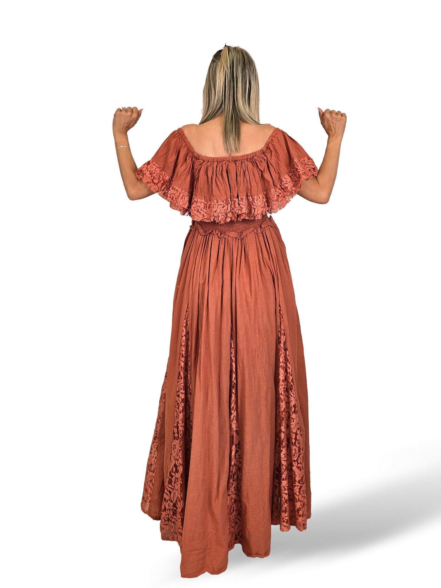 VESTIDO NIDO DE ABEJA QUILLAS ENCAJE