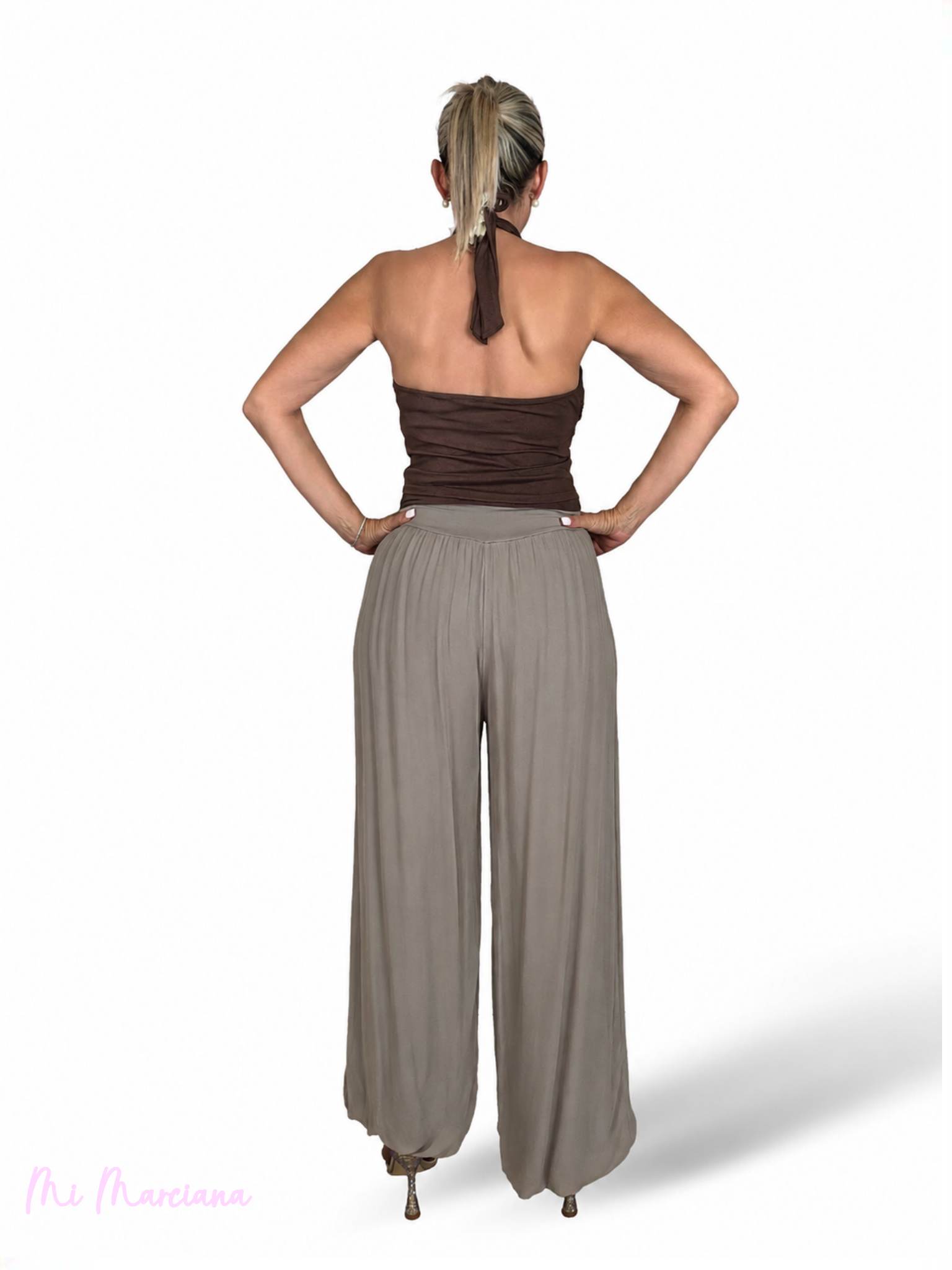 LYCRA-TOP MIT SCHMUCKSCHNALLE