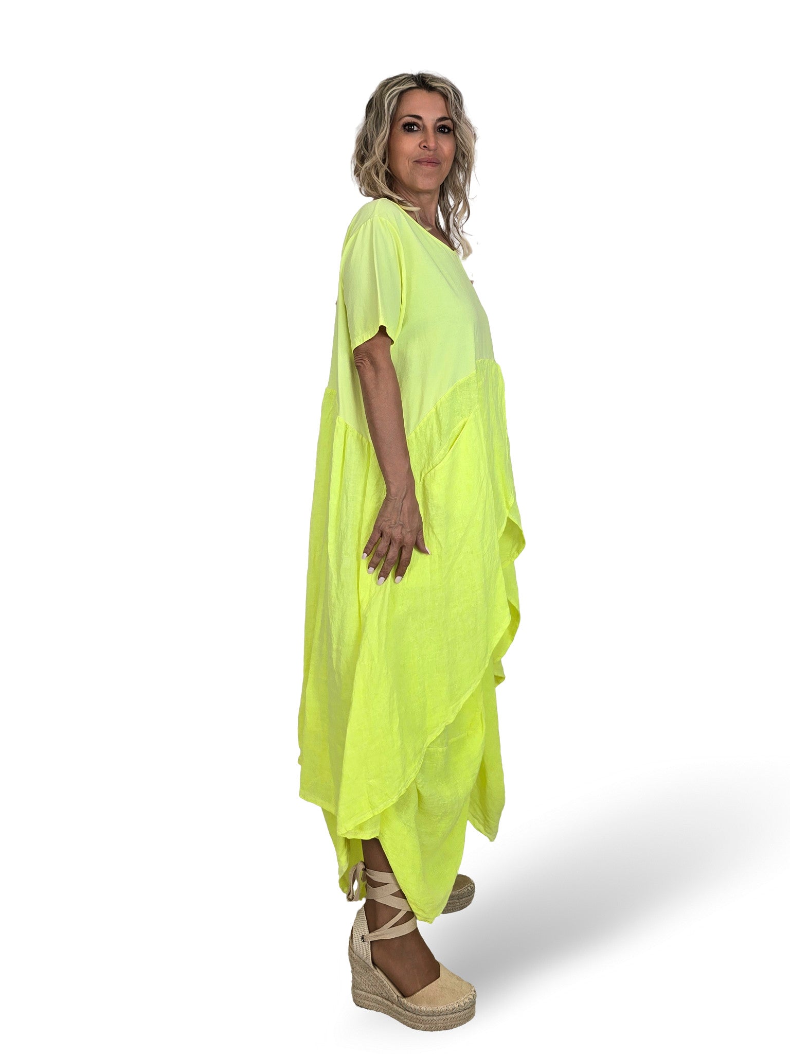 ASYMMETRISCHES T-SHIRT IN FLUORO-LINO