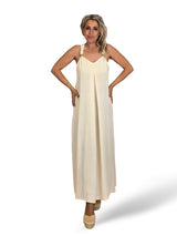VESTIDO PLISSADO COM MISSANGAS DOURADAS