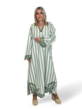 GESTREIFTES KLEID JOT