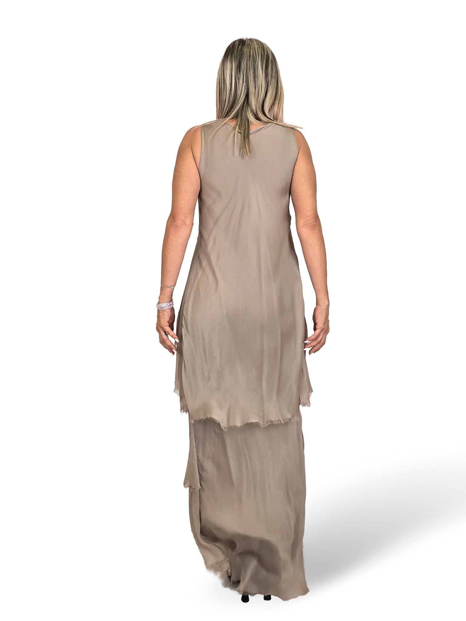 VESTIDO CAPA SEDA DESHILACHADO