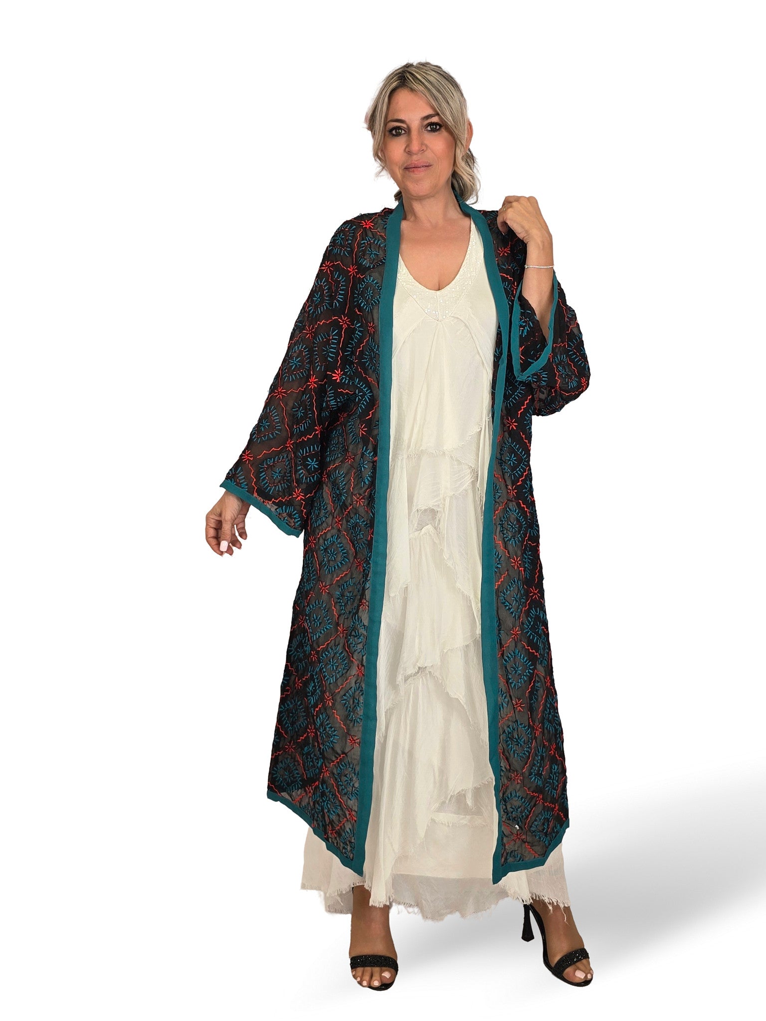 Kimono longo bordado