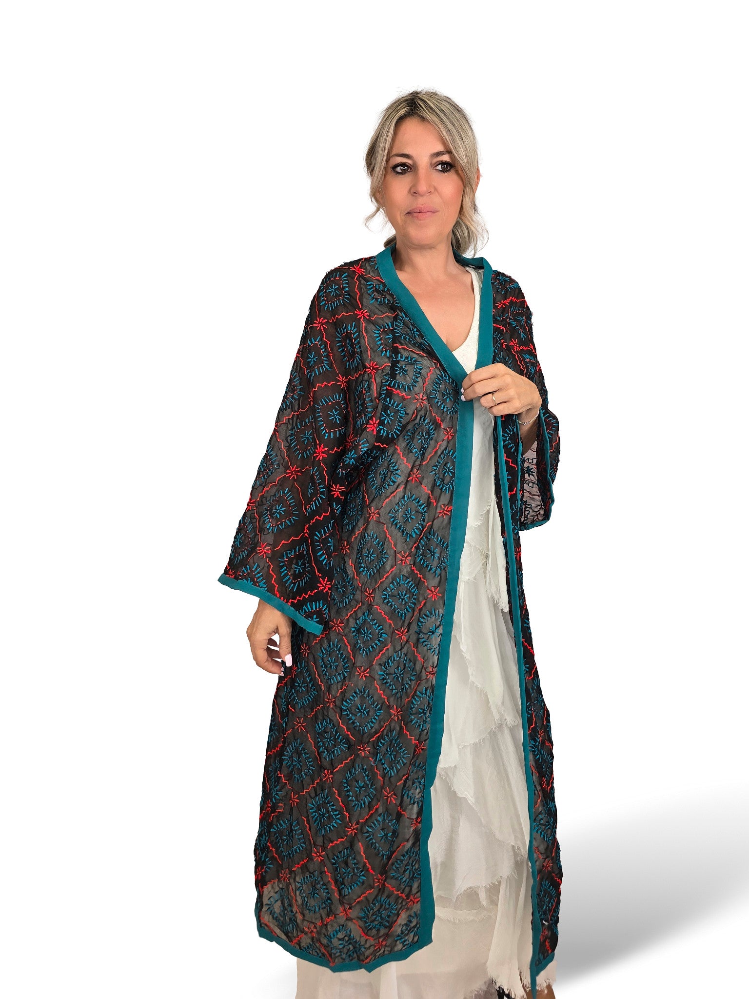 Kimono longo bordado