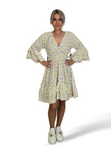 Vestido curto, estampado animal em forma de favo de mel, lilás/amarelo