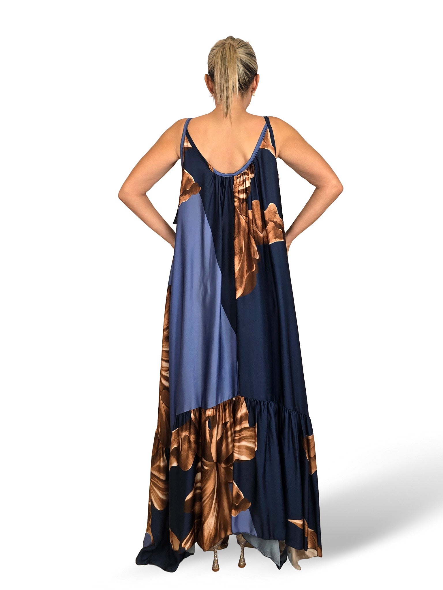 MAXI VESTIDO SEDA GRAN VUELO ESTAMPADO MARINO