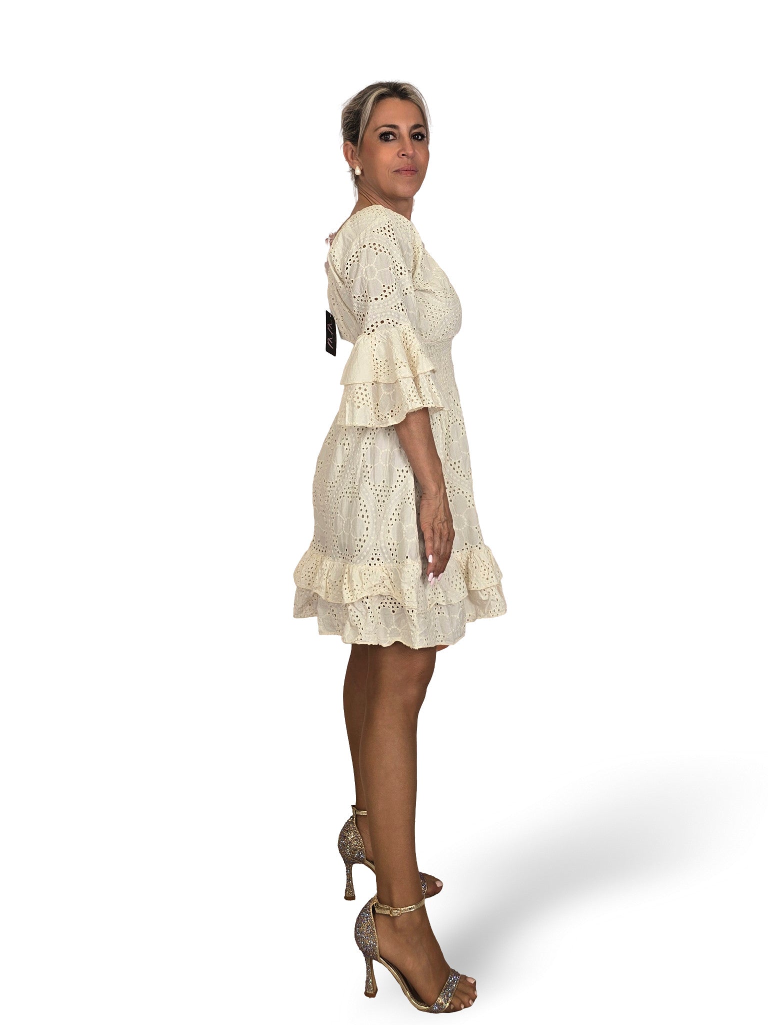 VESTIDO CURTO BEGE BORDADO AO ESTILO INGLÊS