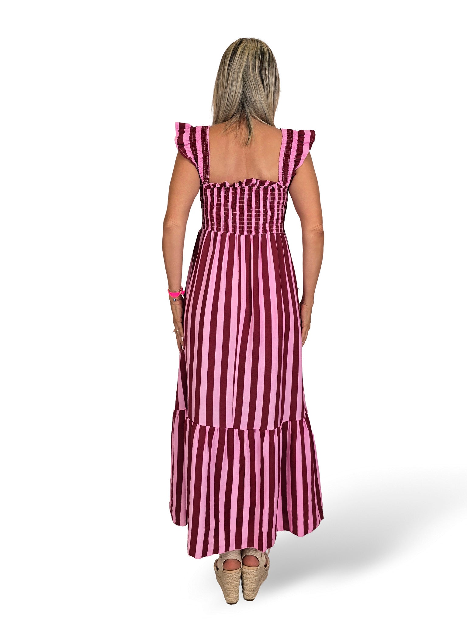 Vestido favo de mel com folhos e riscas