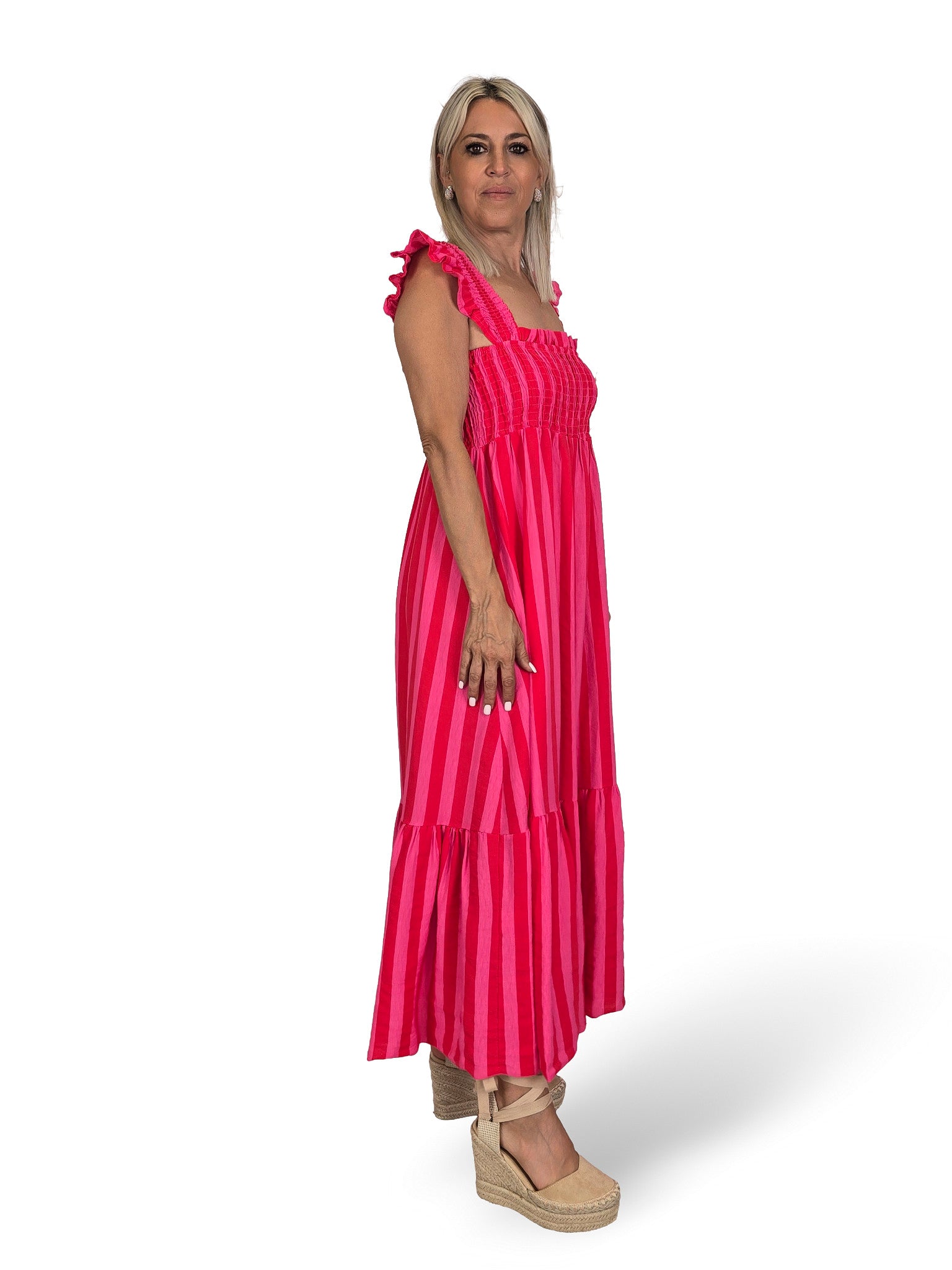 Vestido favo de mel com folhos e riscas