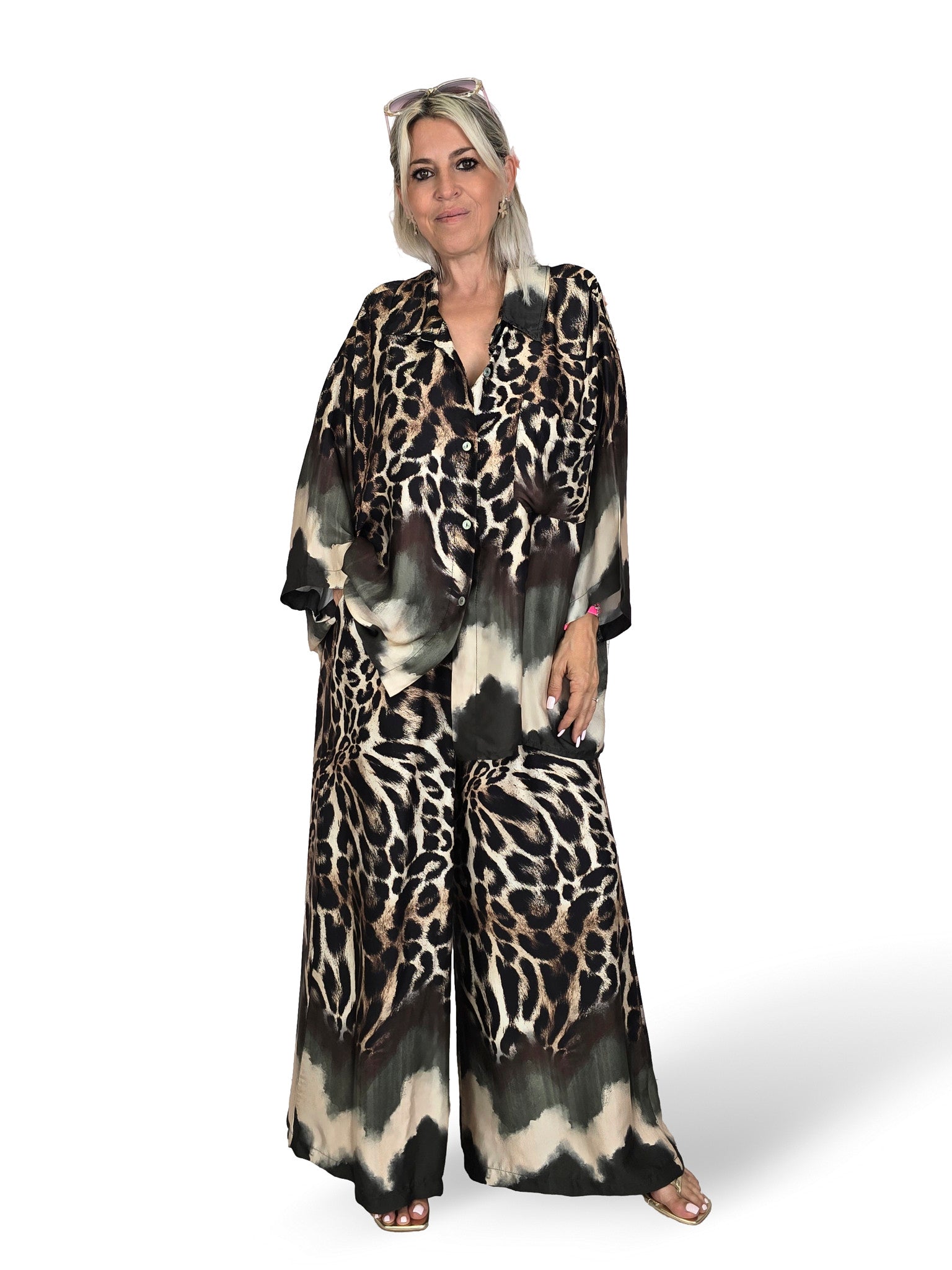 ENSEMBLE EN SATIN À MOTIFS ANIMAUX