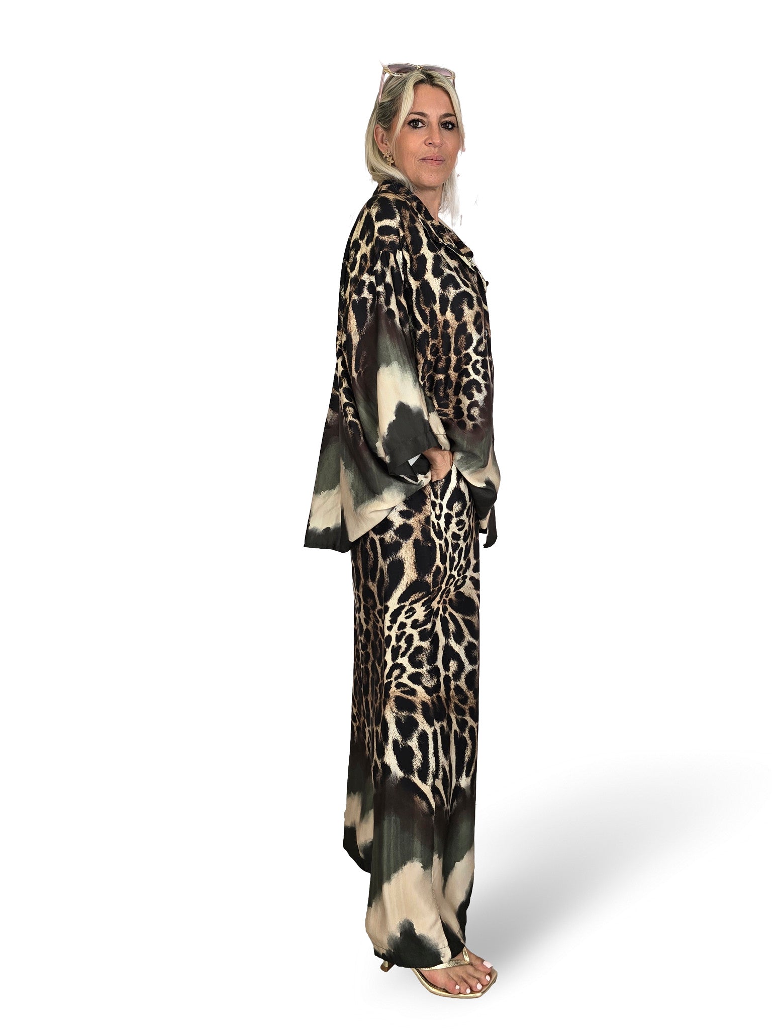 ENSEMBLE EN SATIN À MOTIFS ANIMAUX