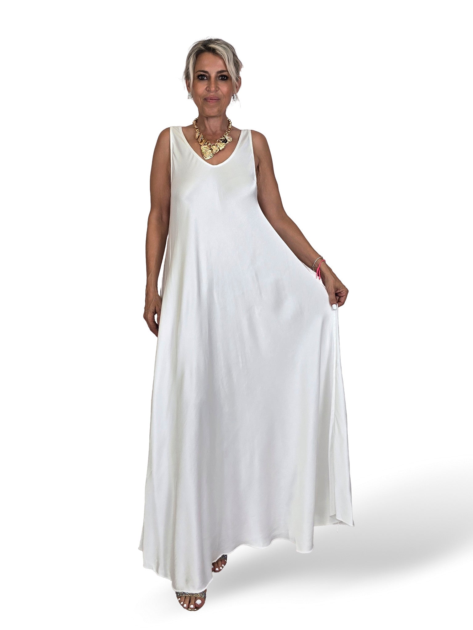ROBE À LONGUES BRETELLES EN SATIN