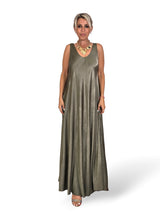 ROBE À LONGUES BRETELLES EN SATIN