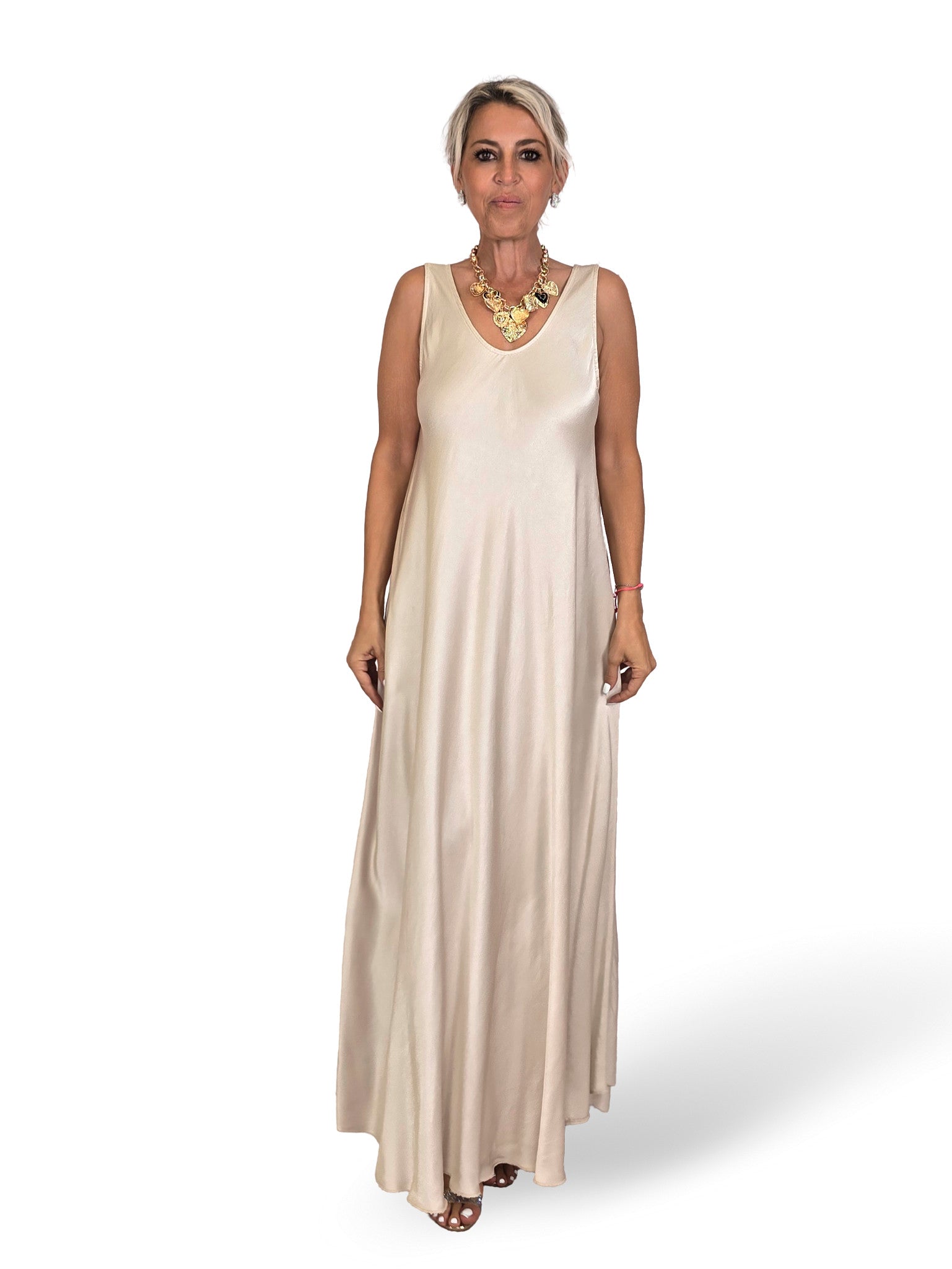 ROBE À LONGUES BRETELLES EN SATIN