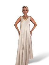 ROBE À LONGUES BRETELLES EN SATIN