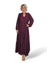 Abito lungo in pizzo stile Mao di Jot