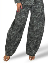 PANTALONI IN JEANS CON FIORI E STRASS