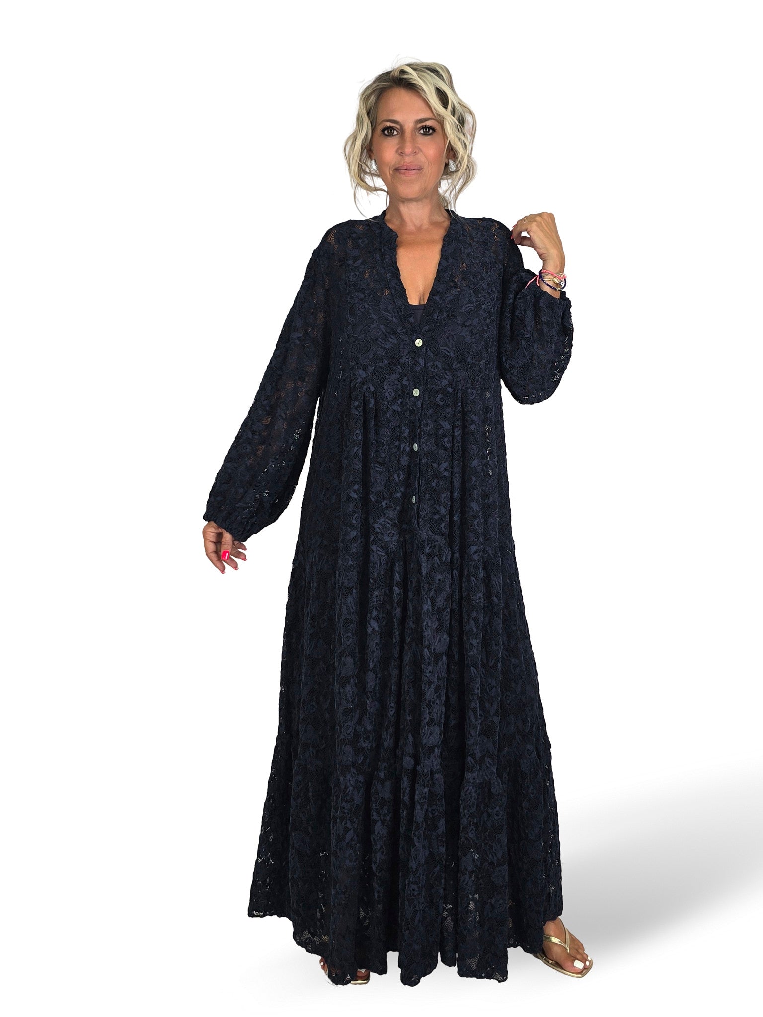 Abito lungo in pizzo stile Mao di Jot