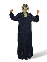 Abito lungo in pizzo stile Mao di Jot