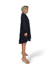 Robe Mao courte en dentelle