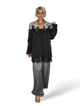 Blazer in pizzo floccato a motivi floreali